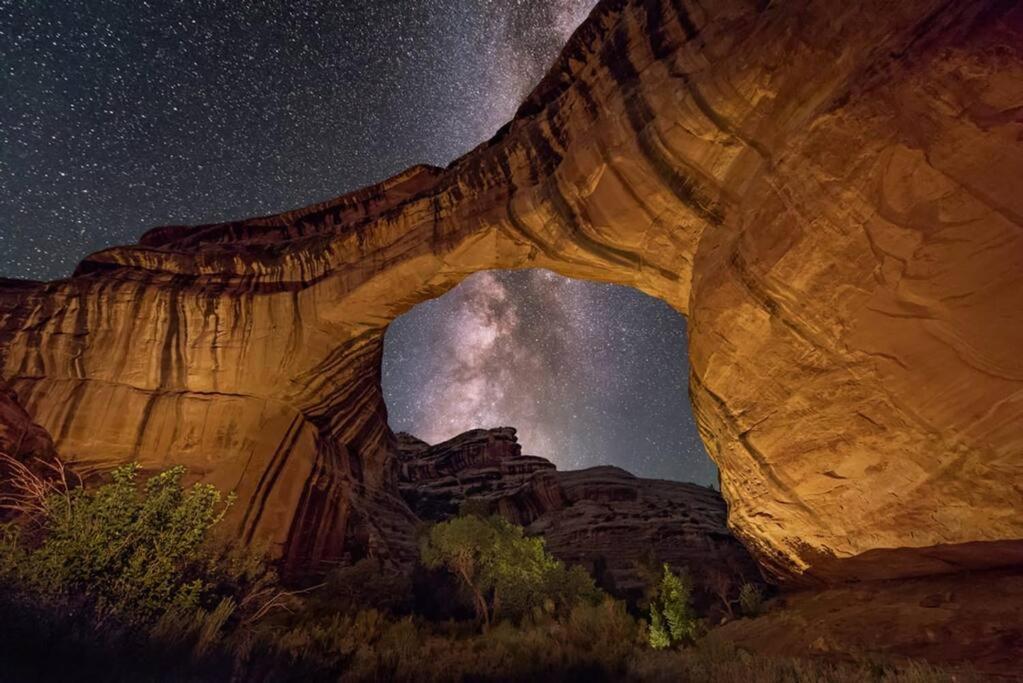 Luxury Downtown Rental - La Dolce Vita Villa #4 Moab Luaran gambar
