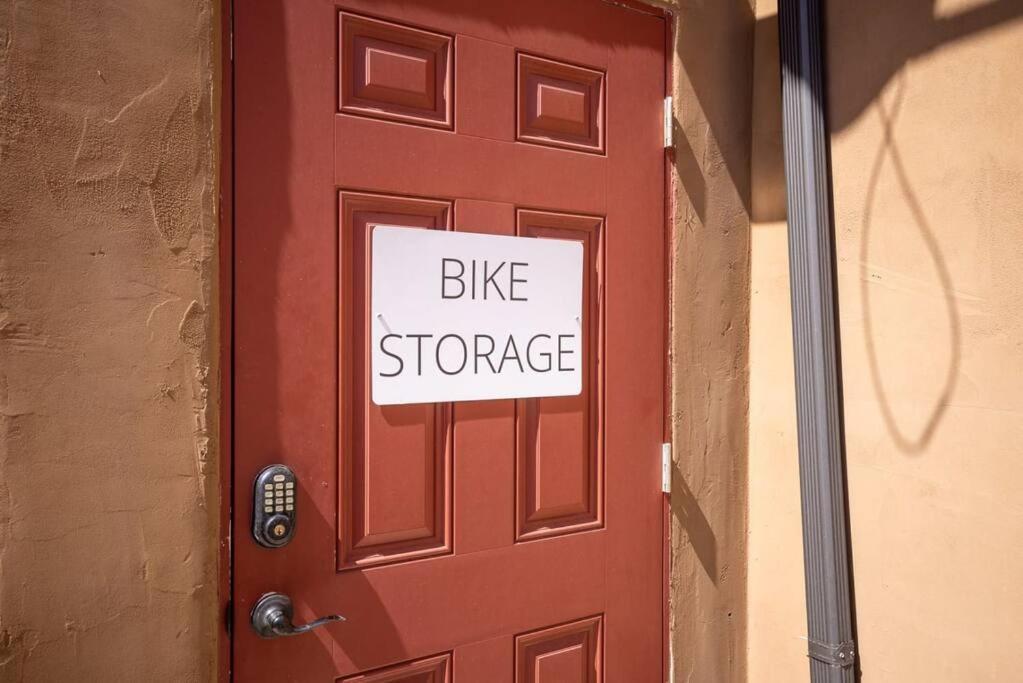 Luxury Downtown Rental - La Dolce Vita Villa #4 Moab Luaran gambar